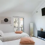 Appartamento Subrenum - Comfort Two Bedroom With Terrace And Sea View A2 Mlini