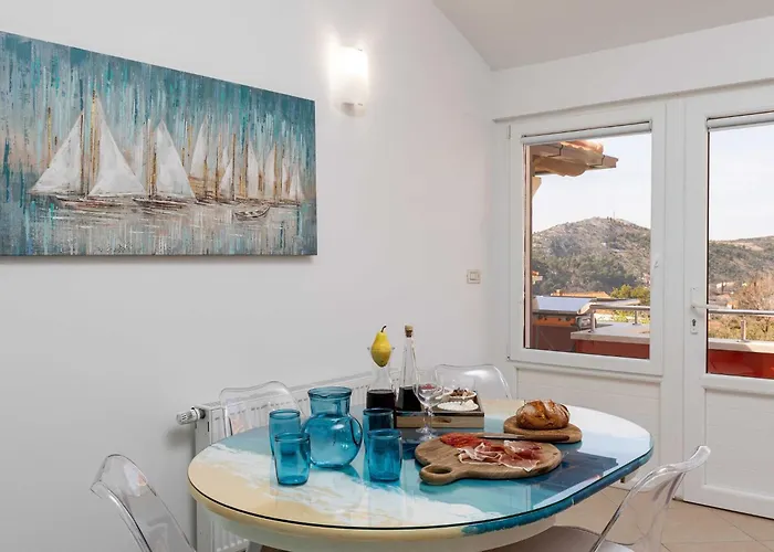 Subrenum - Comfort Two Bedroom With Terrace And Sea View A2 Mlini