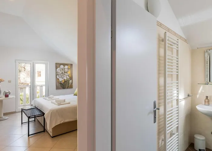 Subrenum - Comfort Two Bedroom With Terrace And Sea View A2 Lejlighed Mlini