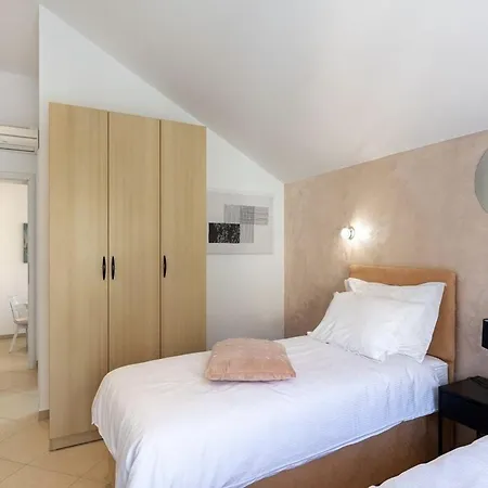 Apartment Subrenum - Comfort Two Bedroom With Terrace And Sea View A2 *